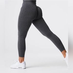Woman's NVGTN Leggings